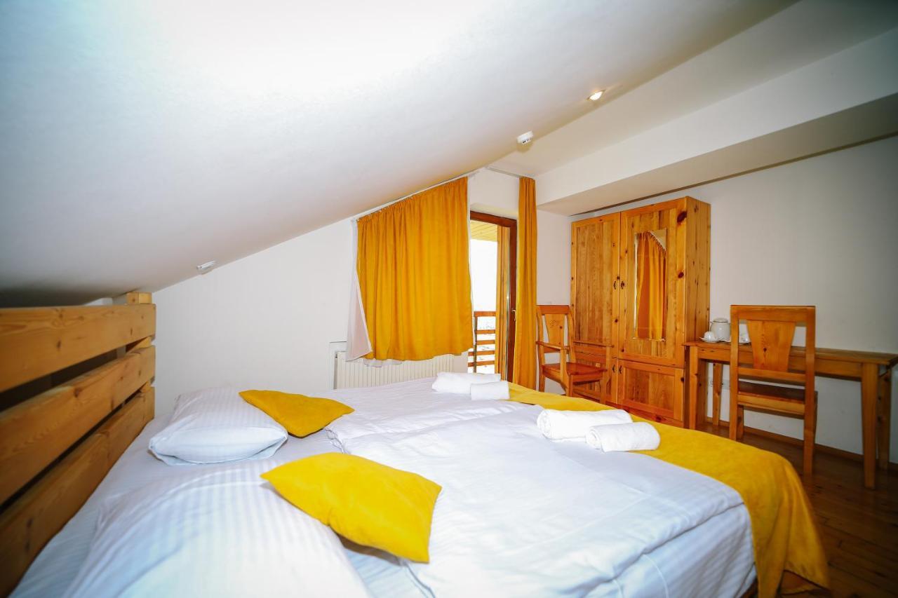 Alpenhaus Kazbegi Hotel & Restaurant Kültér fotó