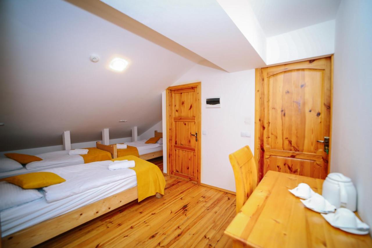 Alpenhaus Kazbegi Hotel & Restaurant Kültér fotó